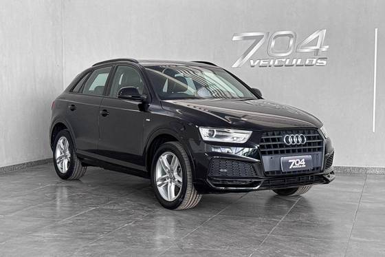 AUDI Q3 1.4 TFSI BLACK EDITION FLEX 4P S TRONIC